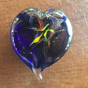 COBALT BLUE GLASS HEART SHAPED PAPERWEIGHT